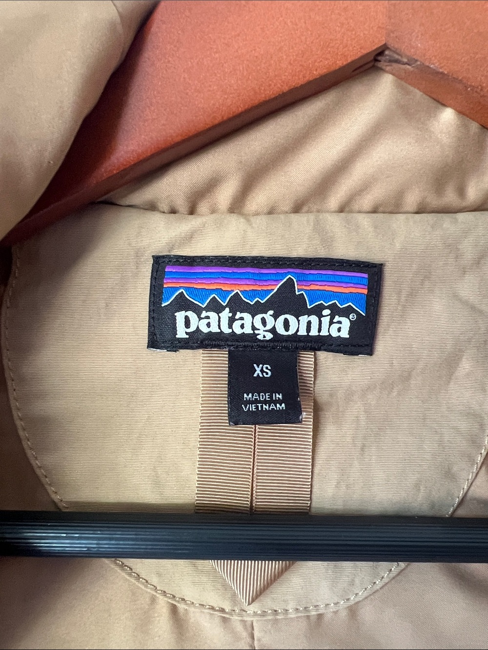 Patagonia Cream Sherpa Fleece Hooded Jacket - Picture 2 of 4